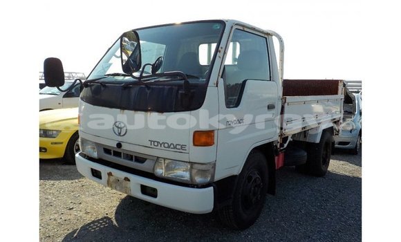Buy Import Toyota Dyna White Car in Import - Dubai in Batken Buy Import Toyota Dyna White Car in Import - Dubai in Batken