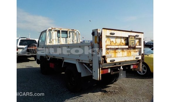 Buy Import Toyota Dyna White Car in Import - Dubai in Batken Buy Import Toyota Dyna White Car in Import - Dubai in Batken