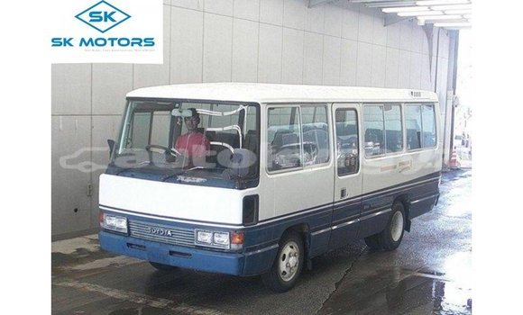 Buy Import Toyota Coaster White Car in Import - Dubai in Batken