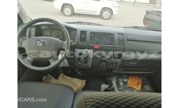 Buy Import Toyota Hiace White Car in Import - Dubai in Batken Buy Import Toyota Hiace White Car in Import - Dubai in Batken