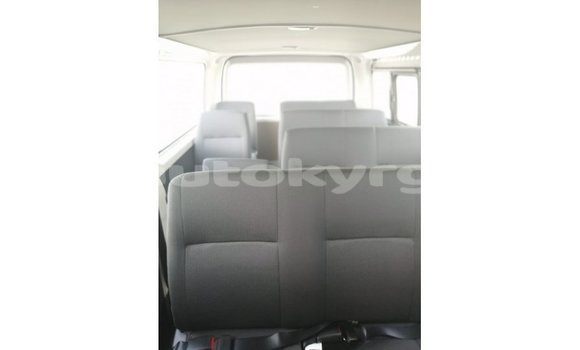 Buy Import Toyota Hiace White Car in Import - Dubai in Batken Buy Import Toyota Hiace White Car in Import - Dubai in Batken