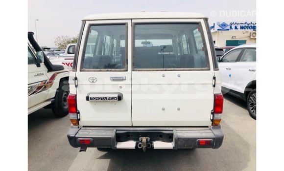 Buy Import Toyota Land Cruiser White Car in Import - Dubai in Batken Buy Import Toyota Land Cruiser White Car in Import - Dubai in Batken