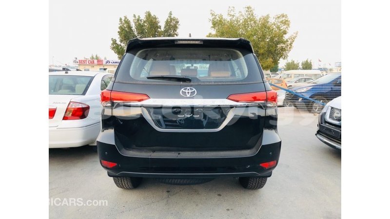 Big with watermark toyota fortuner batken import dubai 4071