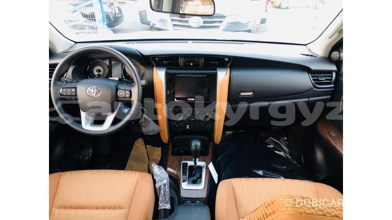 Big with watermark toyota fortuner batken import dubai 4071