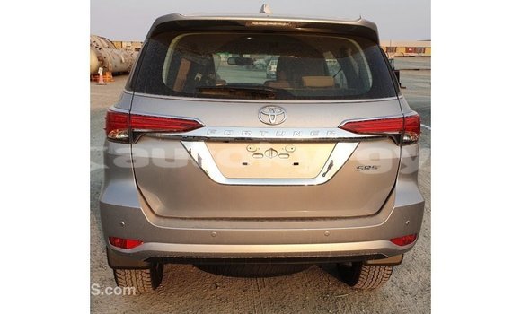 Buy Import Toyota Fortuner Other Car in Import - Dubai in Batken Buy Import Toyota Fortuner Other Car in Import - Dubai in Batken