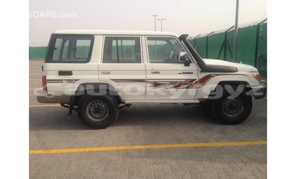 Buy Import Toyota Land Cruiser White Car in Import - Dubai in Batken Buy Import Toyota Land Cruiser White Car in Import - Dubai in Batken