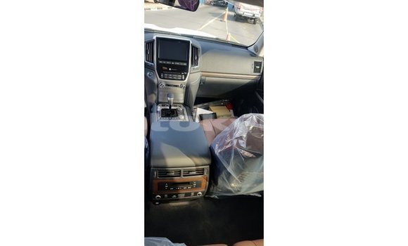Buy Import Toyota Land Cruiser Black Car in Import - Dubai in Batken Buy Import Toyota Land Cruiser Black Car in Import - Dubai in Batken