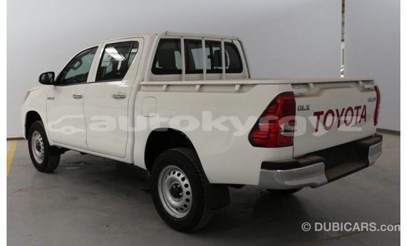 Buy Import Toyota Hilux White Car in Import - Dubai in Batken Buy Import Toyota Hilux White Car in Import - Dubai in Batken