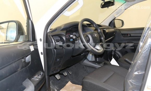 Buy Import Toyota Hilux White Car in Import - Dubai in Batken Buy Import Toyota Hilux White Car in Import - Dubai in Batken