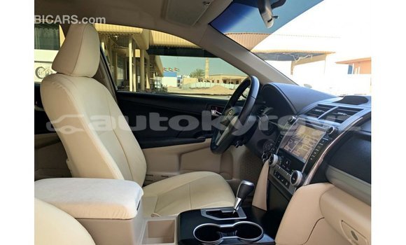 Buy Import Toyota Camry White Car in Import - Dubai in Batken Buy Import Toyota Camry White Car in Import - Dubai in Batken