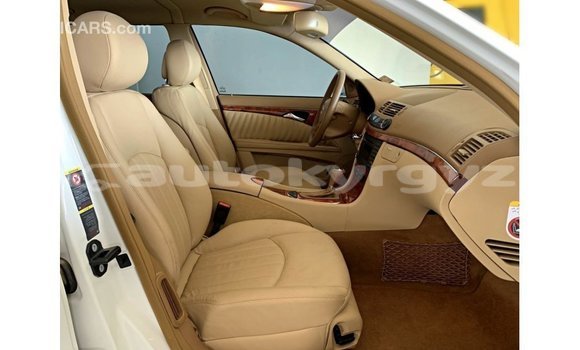 Buy Import Mercedes-Benz 200 White Car in Import - Dubai in Batken Buy Import Mercedes-Benz 200 White Car in Import - Dubai in Batken
