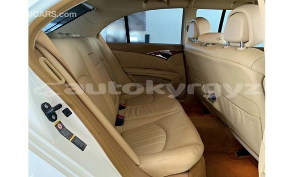 Buy Import Mercedes-Benz 200 White Car in Import - Dubai in Batken Buy Import Mercedes-Benz 200 White Car in Import - Dubai in Batken