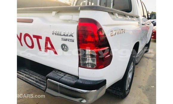 Buy Import Toyota Hilux White Car in Import - Dubai in Batken Buy Import Toyota Hilux White Car in Import - Dubai in Batken