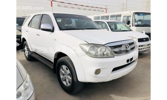 Buy Import Toyota Fortuner White Car in Import - Dubai in Batken Buy Import Toyota Fortuner White Car in Import - Dubai in Batken