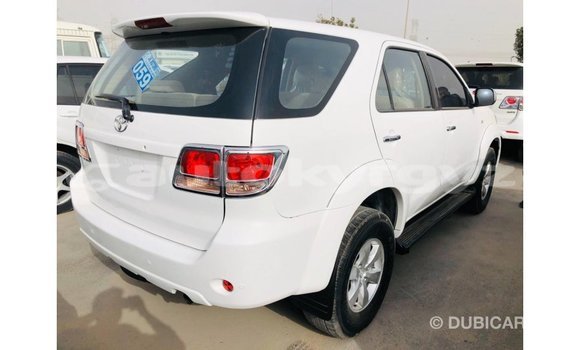 Buy Import Toyota Fortuner White Car in Import - Dubai in Batken Buy Import Toyota Fortuner White Car in Import - Dubai in Batken