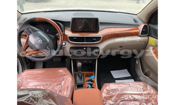 Buy Import Hyundai Tucson White Car in Import - Dubai in Batken Buy Import Hyundai Tucson White Car in Import - Dubai in Batken