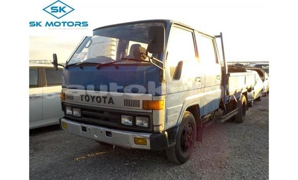 Buy Import Toyota Dyna Blue Car in Import - Dubai in Batken Buy Import Toyota Dyna Blue Car in Import - Dubai in Batken