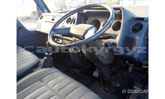 Buy Import Toyota Dyna Blue Car in Import - Dubai in Batken Buy Import Toyota Dyna Blue Car in Import - Dubai in Batken