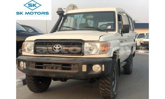 Buy Import Toyota Land Cruiser White Car in Import - Dubai in Batken Buy Import Toyota Land Cruiser White Car in Import - Dubai in Batken