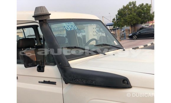 Buy Import Toyota Land Cruiser White Car in Import - Dubai in Batken Buy Import Toyota Land Cruiser White Car in Import - Dubai in Batken