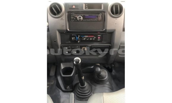 Buy Import Toyota Land Cruiser White Car in Import - Dubai in Batken Buy Import Toyota Land Cruiser White Car in Import - Dubai in Batken