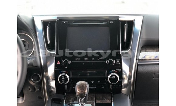 Buy Import Toyota Alphard White Car in Import - Dubai in Batken Buy Import Toyota Alphard White Car in Import - Dubai in Batken