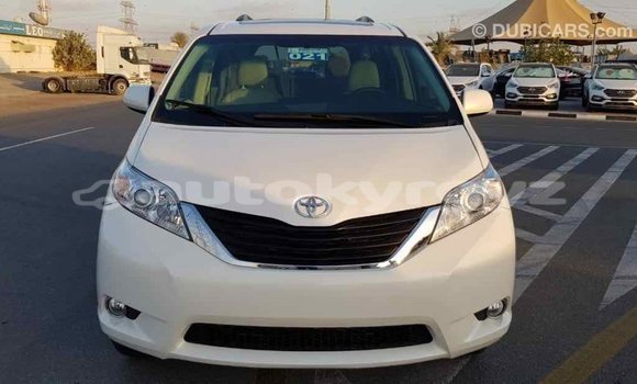 Buy Import Toyota Sienna White Car in Import - Dubai in Batken Buy Import Toyota Sienna White Car in Import - Dubai in Batken