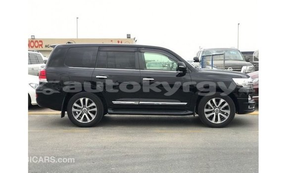 Buy Import Toyota Land Cruiser Black Car in Import - Dubai in Batken Buy Import Toyota Land Cruiser Black Car in Import - Dubai in Batken