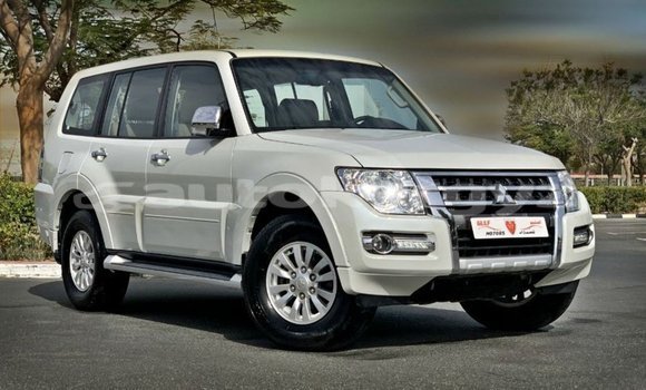 Buy Import Mitsubishi Pajero White Car in Import - Dubai in Batken Buy Import Mitsubishi Pajero White Car in Import - Dubai in Batken