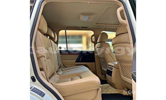 Buy Import Toyota Land Cruiser White Car in Import - Dubai in Batken Buy Import Toyota Land Cruiser White Car in Import - Dubai in Batken
