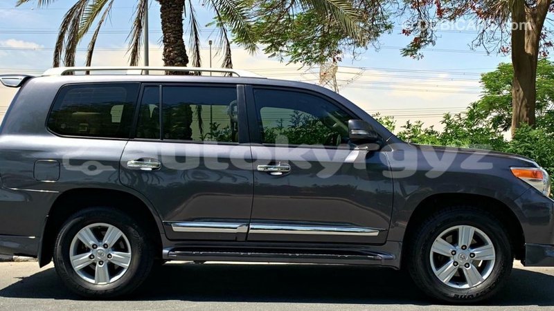Big with watermark toyota land cruiser batken import dubai 4163