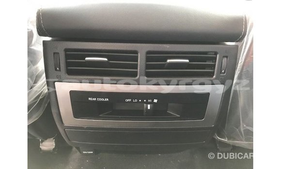 Buy Import Toyota Land Cruiser White Car in Import - Dubai in Batken Buy Import Toyota Land Cruiser White Car in Import - Dubai in Batken