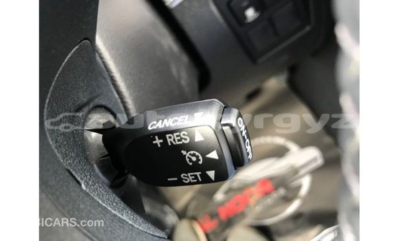 Buy Import Toyota Land Cruiser White Car in Import - Dubai in Batken Buy Import Toyota Land Cruiser White Car in Import - Dubai in Batken