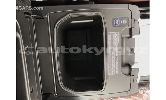 Buy Import Toyota Land Cruiser White Car in Import - Dubai in Batken Buy Import Toyota Land Cruiser White Car in Import - Dubai in Batken