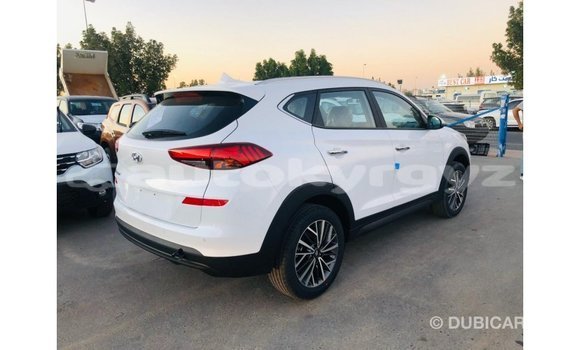 Buy Import Hyundai Tucson White Car in Import - Dubai in Batken Buy Import Hyundai Tucson White Car in Import - Dubai in Batken