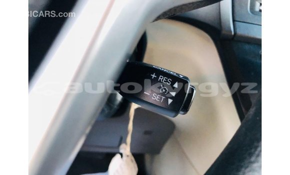 Buy Import Toyota Sienna White Car in Import - Dubai in Batken Buy Import Toyota Sienna White Car in Import - Dubai in Batken