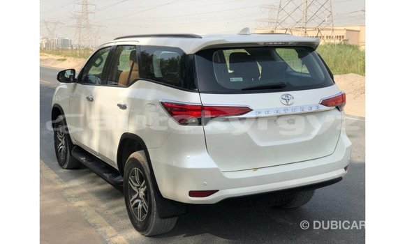 Buy Import Toyota Fortuner White Car in Import - Dubai in Batken Buy Import Toyota Fortuner White Car in Import - Dubai in Batken