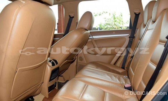 Buy Import Porsche Cayenne Green Car in Import - Dubai in Batken Buy Import Porsche Cayenne Green Car in Import - Dubai in Batken