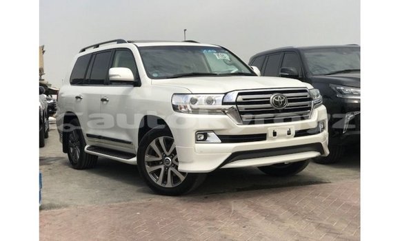 Buy Import Toyota Land Cruiser White Car in Import - Dubai in Batken Buy Import Toyota Land Cruiser White Car in Import - Dubai in Batken