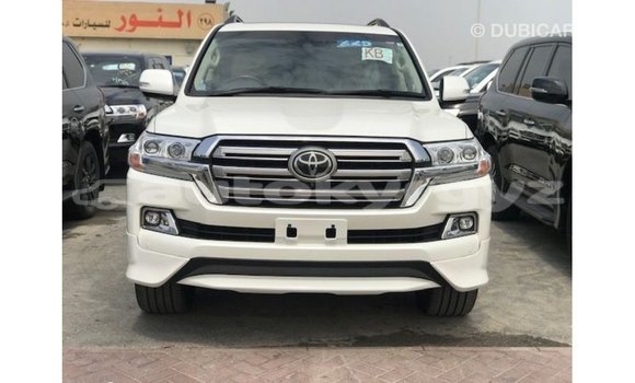 Buy Import Toyota Land Cruiser White Car in Import - Dubai in Batken Buy Import Toyota Land Cruiser White Car in Import - Dubai in Batken