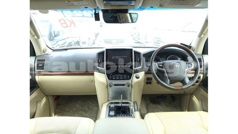 Big with watermark toyota land cruiser batken import dubai 4194