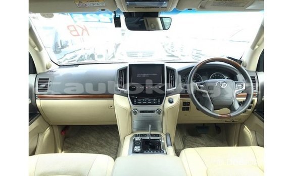 Buy Import Toyota Land Cruiser White Car in Import - Dubai in Batken Buy Import Toyota Land Cruiser White Car in Import - Dubai in Batken