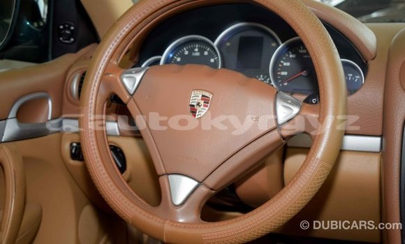 Buy Import Porsche Cayenne Green Car in Import - Dubai in Batken Buy Import Porsche Cayenne Green Car in Import - Dubai in Batken