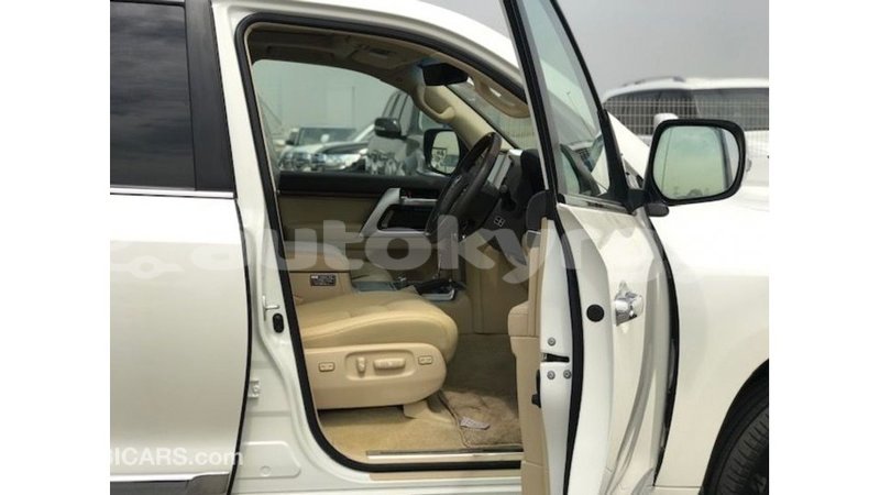 Big with watermark toyota land cruiser batken import dubai 4194