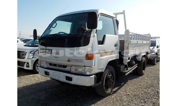Buy Import Toyota Dyna White Car in Import - Dubai in Batken Buy Import Toyota Dyna White Car in Import - Dubai in Batken