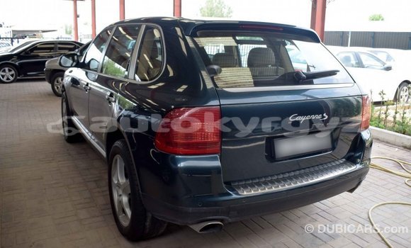 Buy Import Porsche Cayenne Green Car in Import - Dubai in Batken Buy Import Porsche Cayenne Green Car in Import - Dubai in Batken
