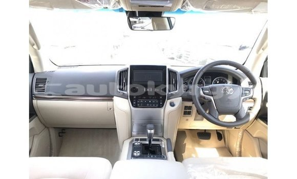 Buy Import Toyota Land Cruiser White Car in Import - Dubai in Batken Buy Import Toyota Land Cruiser White Car in Import - Dubai in Batken