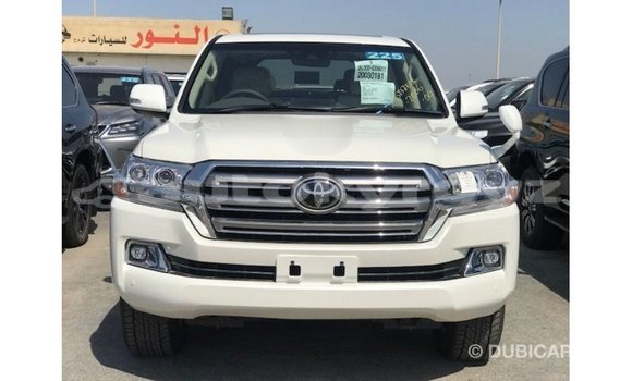 Buy Import Toyota Land Cruiser White Car in Import - Dubai in Batken Buy Import Toyota Land Cruiser White Car in Import - Dubai in Batken