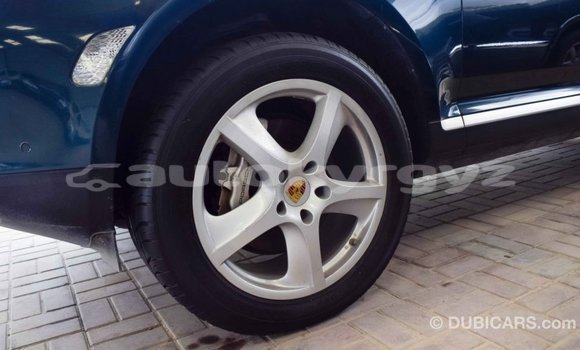 Buy Import Porsche Cayenne Green Car in Import - Dubai in Batken