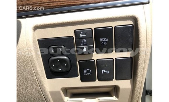Buy Import Toyota Land Cruiser White Car in Import - Dubai in Batken Buy Import Toyota Land Cruiser White Car in Import - Dubai in Batken